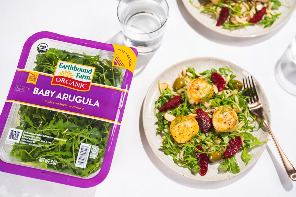 Spanish Arugula Salad & Scallops Image